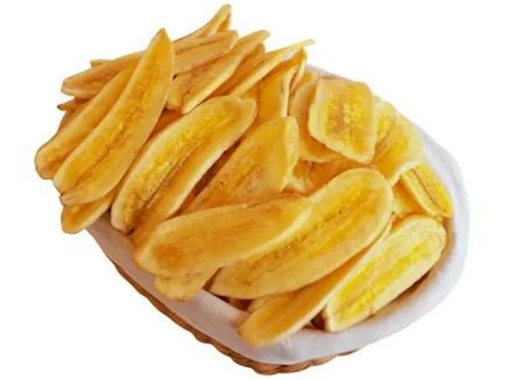 Fatias de banana frita