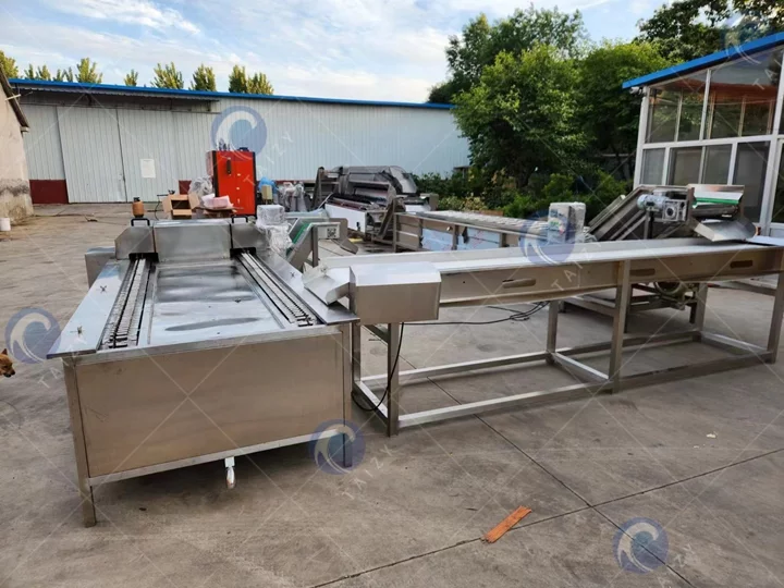 Chicken feet processing line for food plant