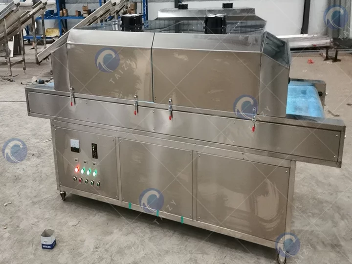 Machine automatique de stérilisation ultraviolette