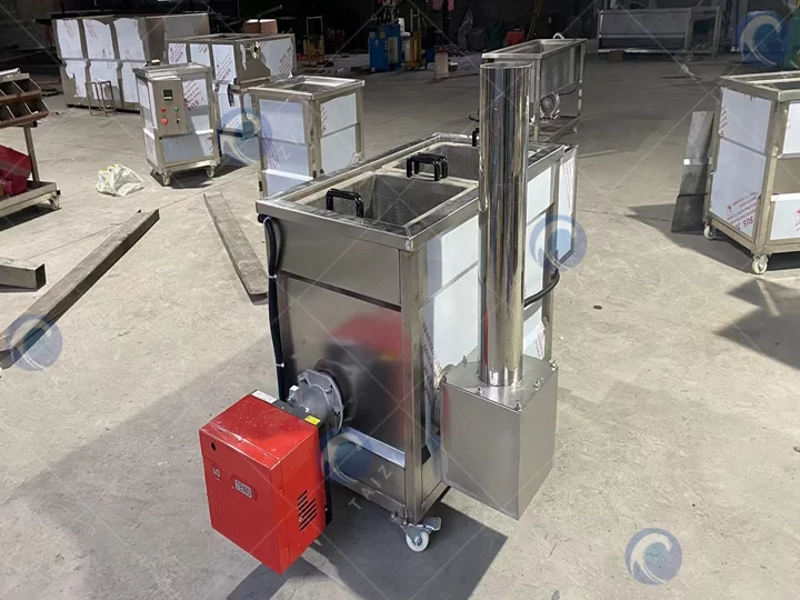 commercial deep fryer