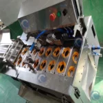 egg breaking and separating machine